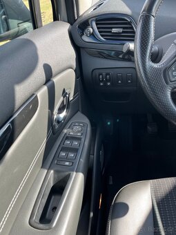 Renault Grand Scénic, 1.6 dCi 96KW, BOSE edice, 7-Míst - 6
