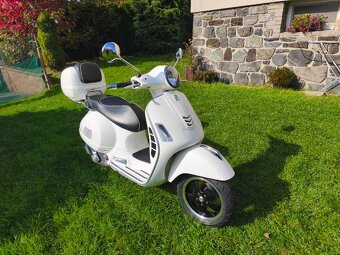 Vespa GTS 300 i.e. ABS Super (2017) plexi, kufr, digitál, po - 6