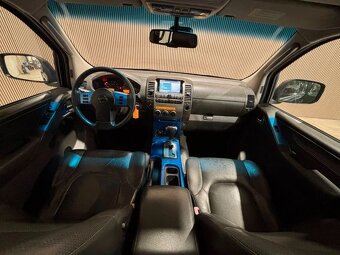 Nissan Navara 2.5 dCi Dobbelt Cab - 6