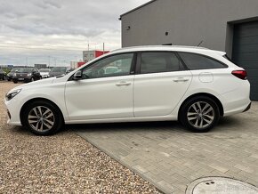 Hyundai i30 Combi 1.4 T-GDI 103KW EDICE GO, Servisní kniha. - 6