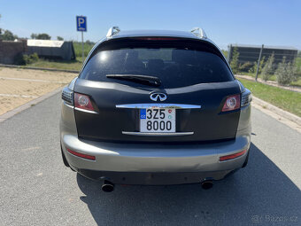 INFINITY FX35 3.5 206kW •Najeto 239tis/km - 6