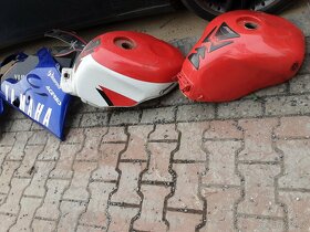 Díly Yamaha R1 R6 yzf 750 yzf 1000/ kapoty nadrž plasty atd. - 6