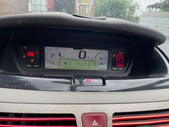 Citroen C4 Picasso 2.0HDi 100kW - 6