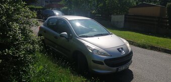 Peugeot 207 1.4 - 6