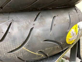 Motopneumatiky Dunlop 120/70ZR18 a 160/60ZR 17 - 6