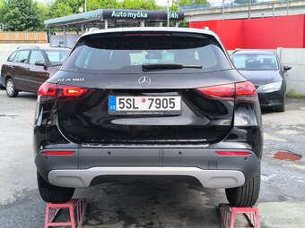 Mercedes-Benz GLA 180, Naví,Kamera,1majitelka 35 tkm,ČR, - 6