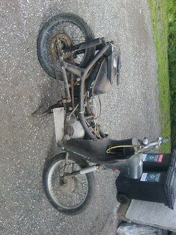Skutr Simson Schwalbe KR51/1K rv. 1977 +Nd - 6