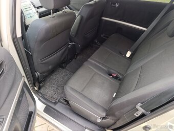 Toyota Corolla Verso 2.0 D4D 85 kw - 6