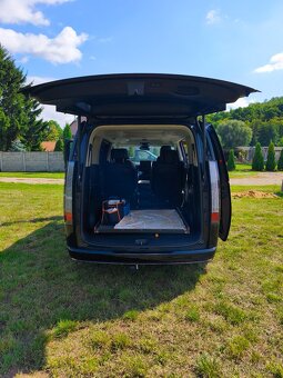 Hyundai Staria 2.2 CRDi, 4x4, 7 místné, verze LUXURY - 6
