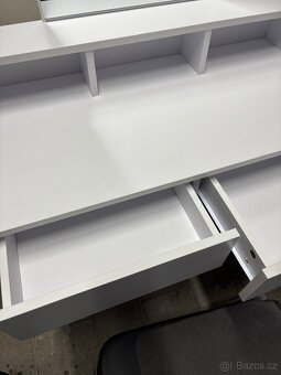 Toaletní stolek bílý - 6