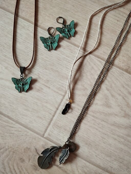 Přívěšek ještěrka 2× (Mallorca a písmenko "J"),ostatní - 6