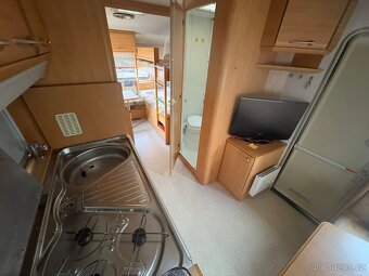 Knaus Sudwind 530, předstan, WC, STK, Palandy - 6