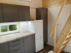 POSTAVÍME MOBILNÍ DŘEVOSTAVBU, NÍZKOENERGETICKOU, TŘÍDY "B - 6