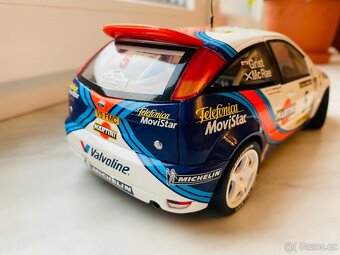 Ford Focus Colin McRae asfalt 1:18 - 6