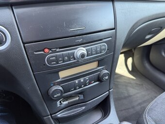 Renault Laguna II 1,9 dCi/ 96 kW 2006 nová TK - 6
