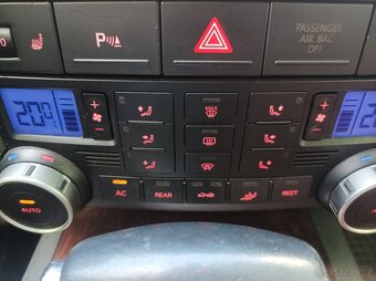 VW Touareg 3.0 TDI 176kw - 6