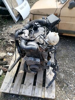 Motor 1.9  TDI i s převodovkou  s Vw golf4 - 6