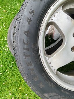 Pneu s ráfkem na Jeep Grand Cherokee WJ - 6