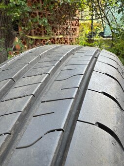 Goodyear efficientgrip 2 suv 215/65 r17 - 6