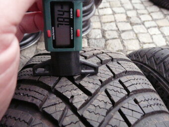 ZIMNÍ PNEU + DISKY 175/65R14 BARUM PEUGEOT CITROEN 14" - 6