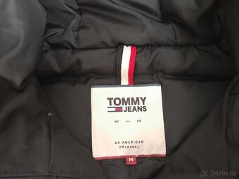 Tommy Jeans zimní bunda vel. M - 6