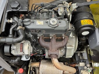 Vibrační válec Dynapac CC800 - 6