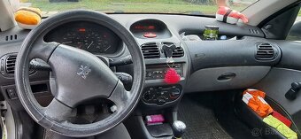 Peugeot 206 - 6