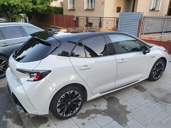 Toyota Corolla GR 1.8i Hybrid, hatchback, CZ, 1. majitel - 6