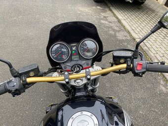 Hondu CB 1300 - 6