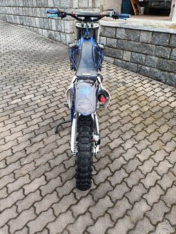 Yamaha YZ 250 - 6