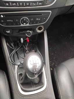 Prodám renault fluence 1.5 DCI, 78 kw, 2010 - 6