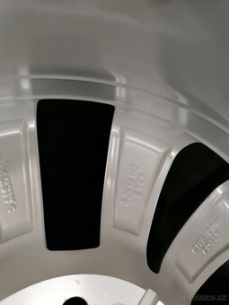 Nové orig. alu disky Škoda Karoq 6x16 ET43 5x112mm - 6