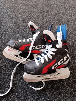 Brusle CCM vel. 12 - 6