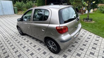 Toyota Yaris 2003 VVT-i 1.0 benzín - 6
