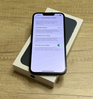 Apple iPhone 13 128GB Midnight - 6