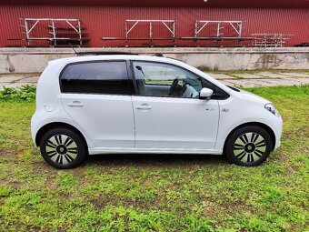 VW e-UP panorama navigace - 6