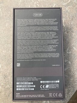 Apple iPhone 8 - 128GB - 6