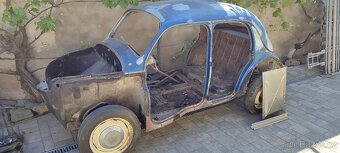Renault 4cv - 6