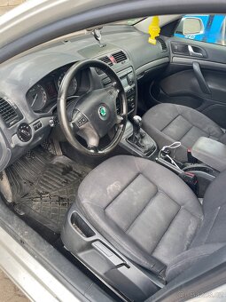 Škoda octavia 2 2.0 TDi - 6
