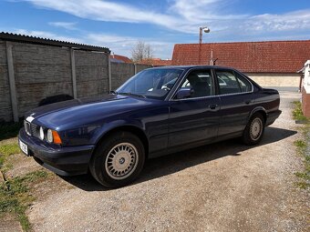 BMW 5 E34 520i 3 sady kol, bedny dílů 236000km - 6