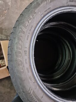 Goodyear 205/55 r16 - 6