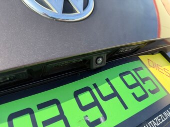 ►VW TOURAN 2,0 TDI - 103 kW, NAVI, PARK. KAMERA ◄ - 6