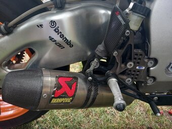 Honda CBR 1000RR REPSOL - 6