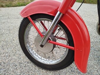 Jawa 250/559 - 6
