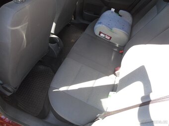 VW Jetta 1.6 benzin, 75kw - 6
