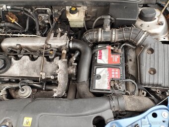 Motor 1.9 JTD fiat brava - 6