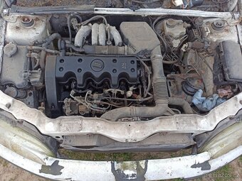 PEUGEOT 106 1.5D VJZ 1997 - 6