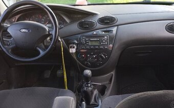 Ford Focus 1.6 benzin 74 KW. Rok 2004. Klima. Servis.kniha - 6