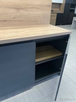 Prodám NOVOU Šedu kuchyň Plzeň DTD Egger - 6