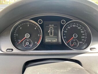 VOLKSWAGEN PASSAT VARIANT 2,0 TDI 103 KW Kombi - 6